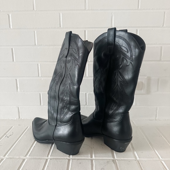 Madden Girl: Black Cowboy Cowgirl Boots - Picture 3 of 8